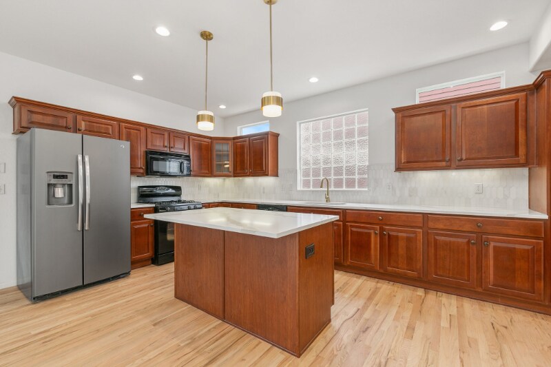 Building Photo - 5309 Cinquefoil Ln