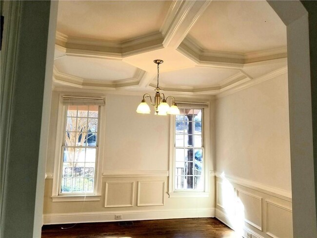 Building Photo - 3306 Chastain Ridge Dr