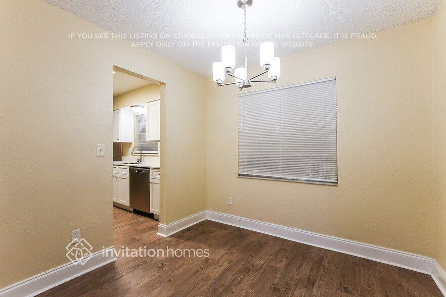 Building Photo - 543 Willow Way