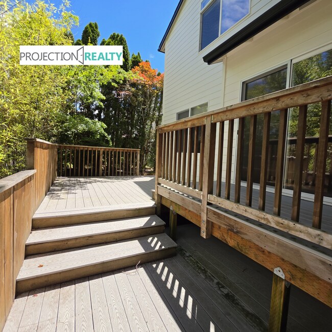 Building Photo - 15239 NW Moresby Ct