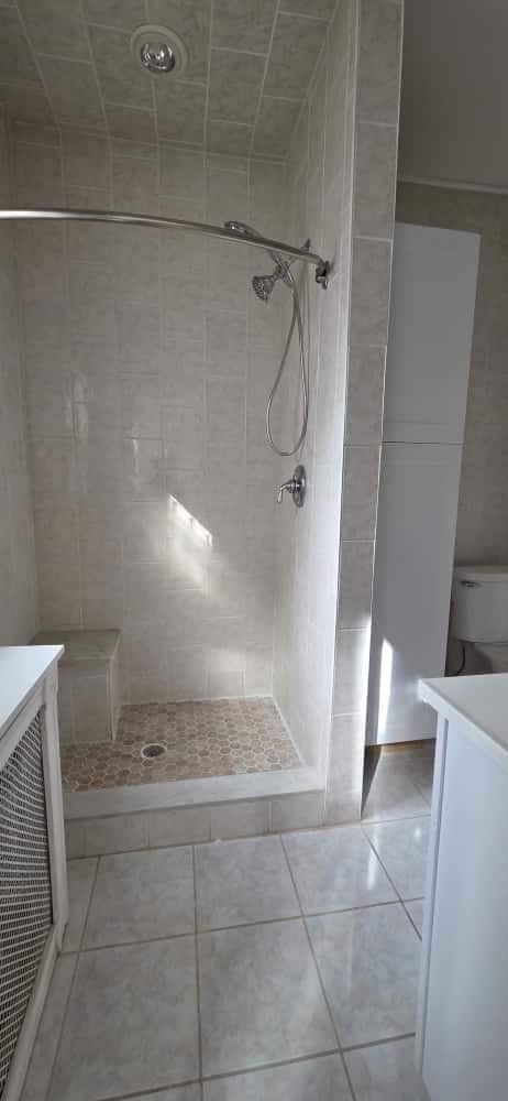 Building Photo - 207 Jewett Ave