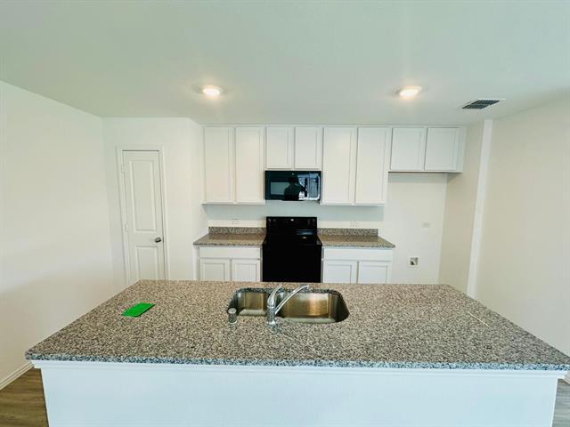 Building Photo - 5828 Crystal Water Wy