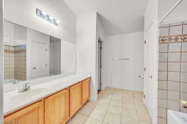 Building Photo - 2290 Bull Lake Dr