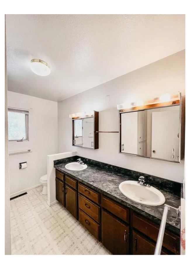 Building Photo - 30 Colter Loop Dr