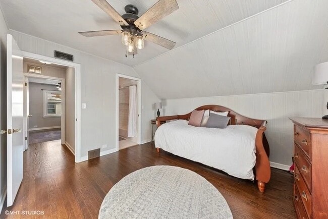 Building Photo - 540 S Evergreen Ave