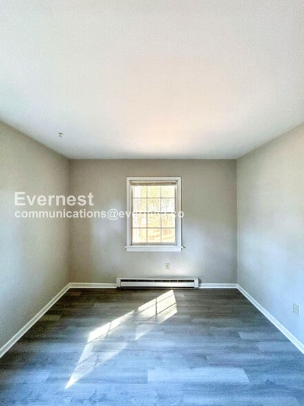 Building Photo - 4609 Hillbrook Ave