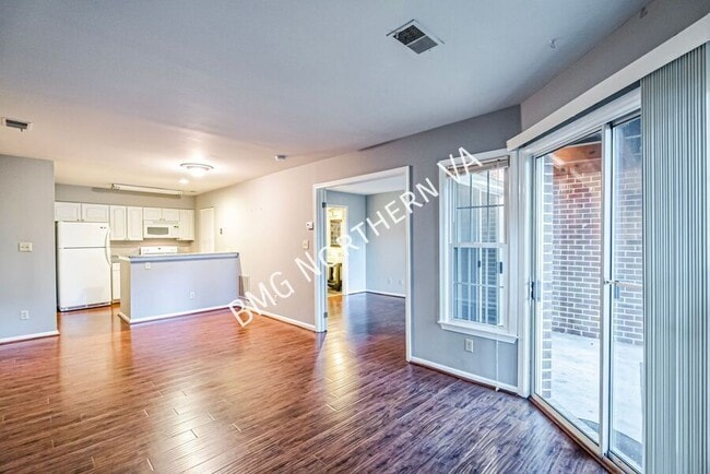 Building Photo - 11114 Beaver Trail Ct