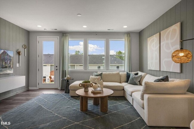 Building Photo - 123 Lennei Ln