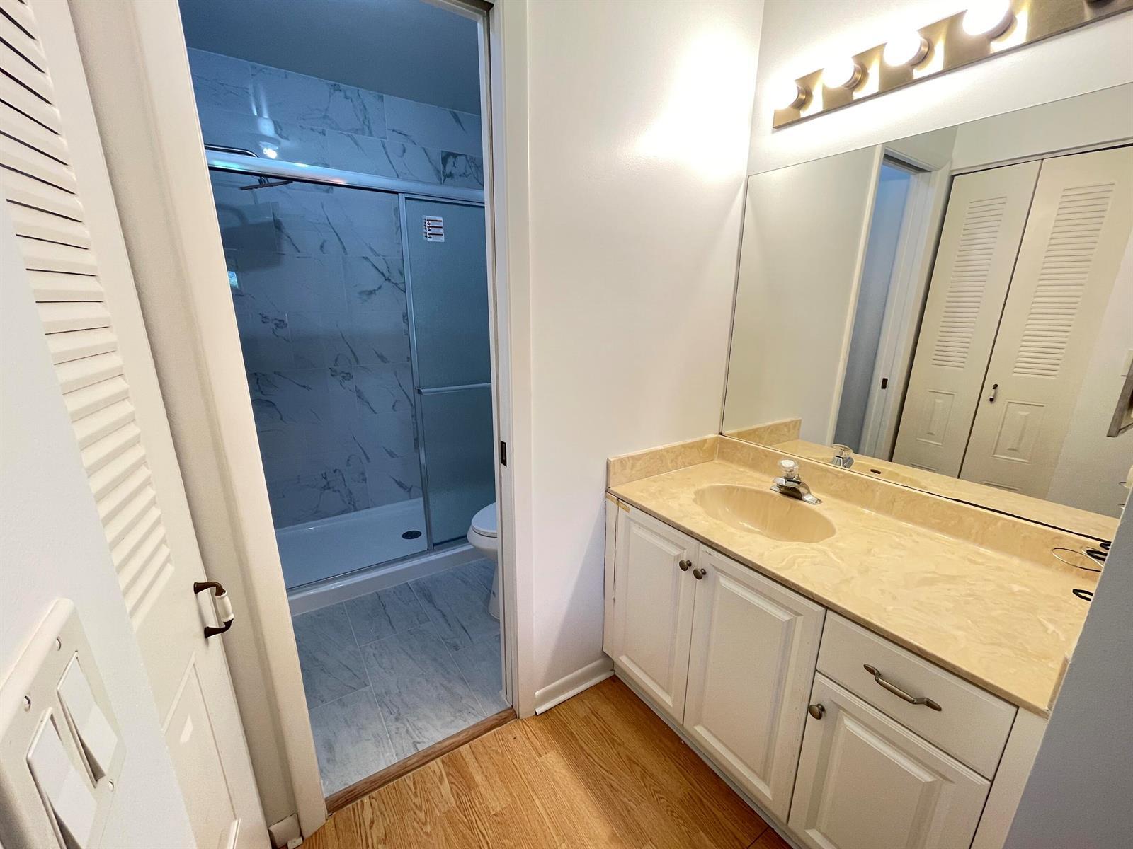 Building Photo - 4698 Lucerne Lakes Blvd E