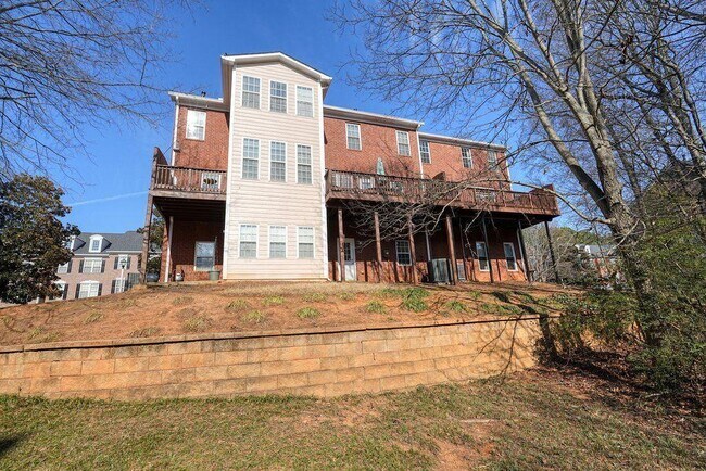 Building Photo - 3803 Waters Edge Trail