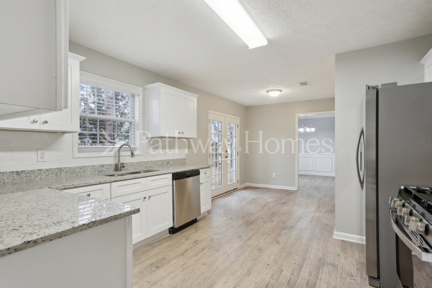 Building Photo - 551 Oak Vista Ct