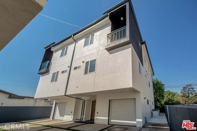 Building Photo - 2153 S West View St