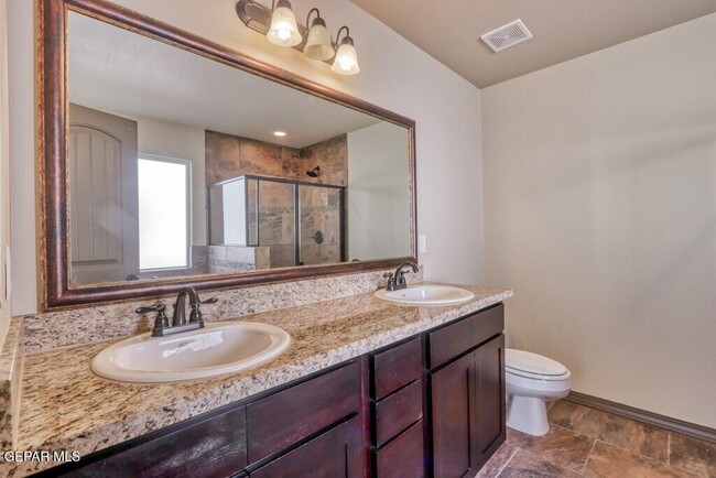 Building Photo - 3852 Loma Cortez Dr