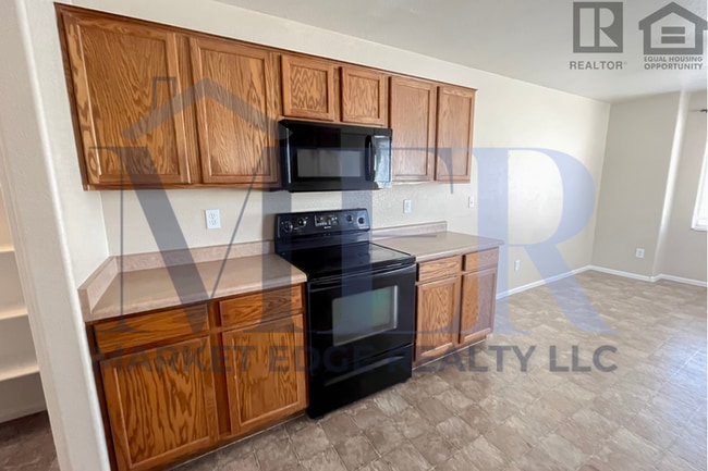 Building Photo - 3Bed/2Bath Home in Maricopa! $399 MOVE-IN SPECIAL! Move-In Ready on 03/12/2026!