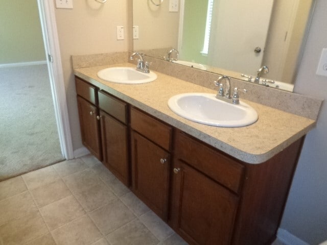 Building Photo - 8002 Big Oak Dr