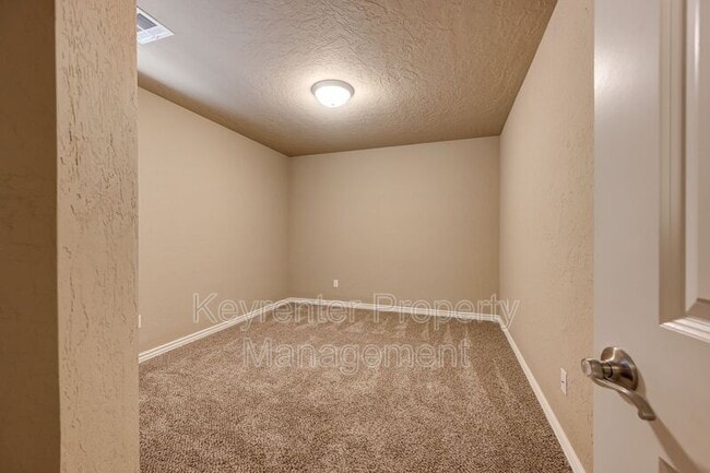Building Photo - 204 SW 167th St