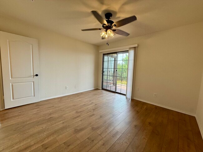 Building Photo - 217 Henry Chandler Dr