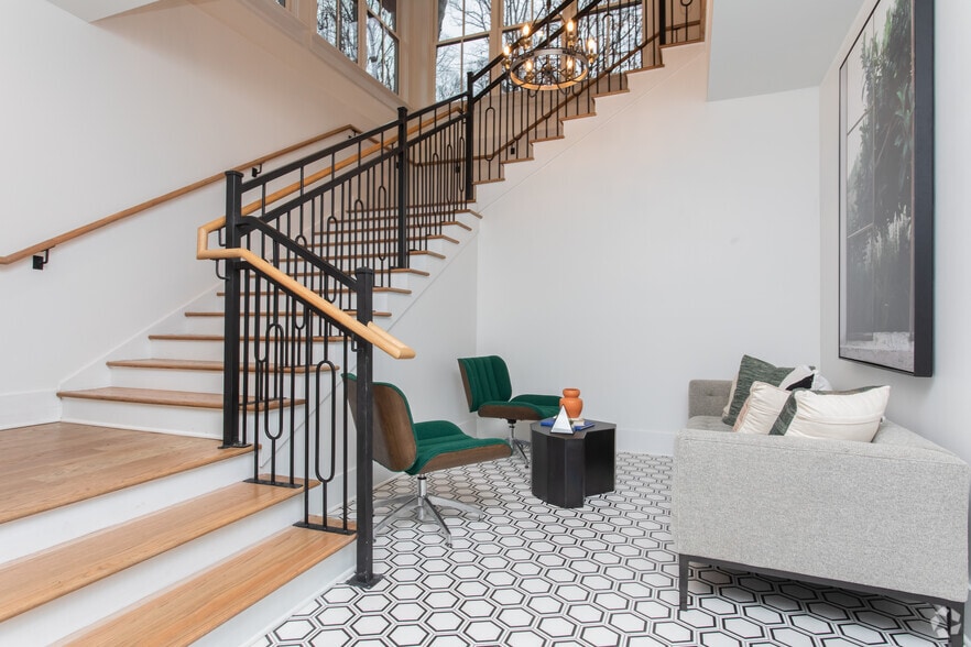 Lobby - The Ashford