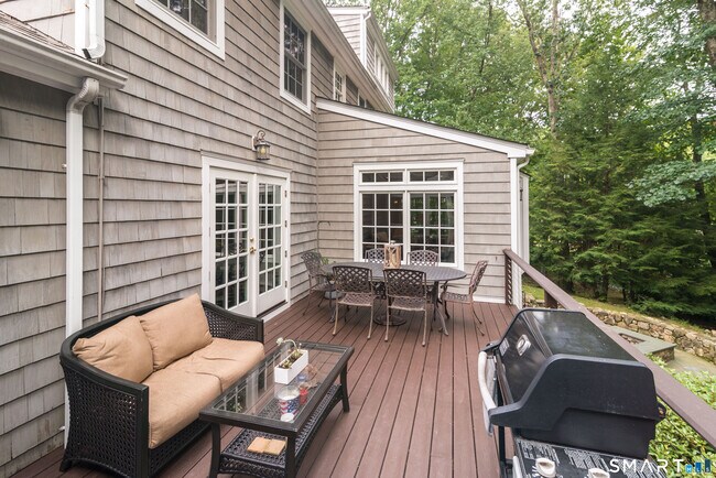 Building Photo - 36 Kingswood Pl