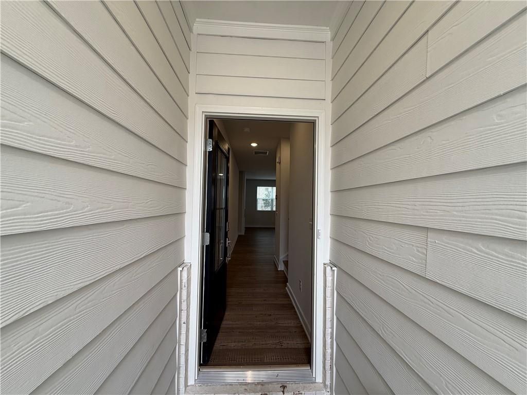 Building Photo - 7309 Mulberry St