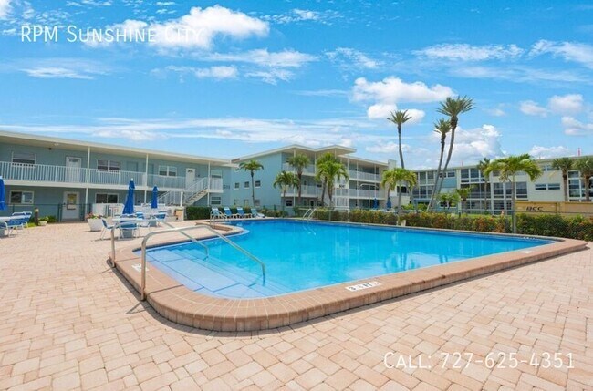 Building Photo - 6161 Gulf Winds Dr