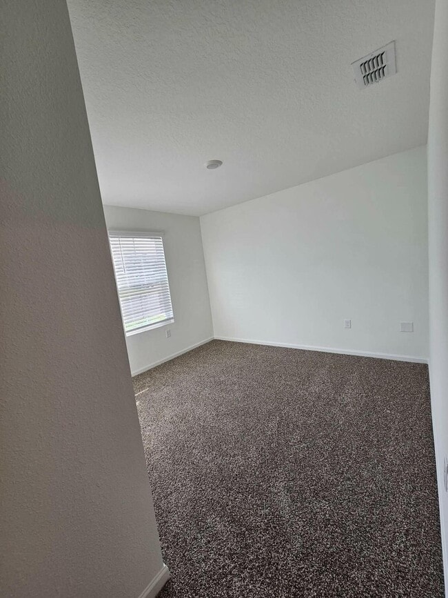 Building Photo - 3023 Rustic Deer Wy