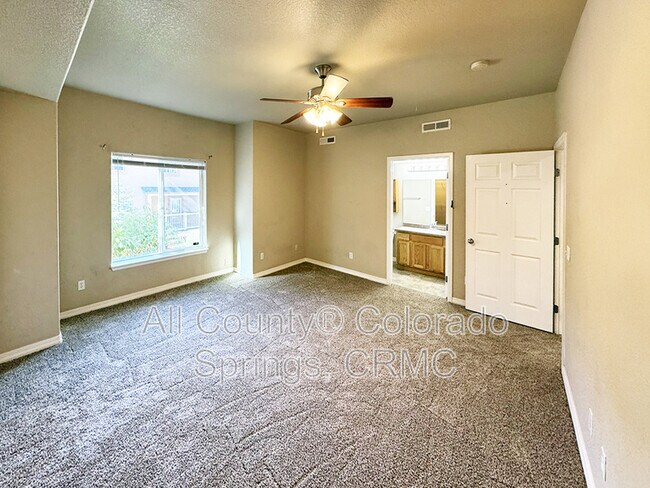 Building Photo - 4880 Kerry Lynn View