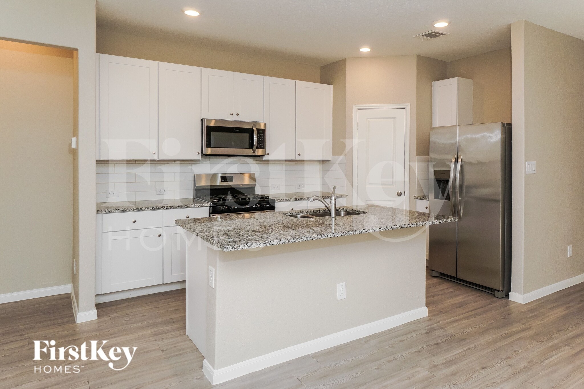 Building Photo - 1203 White Willow