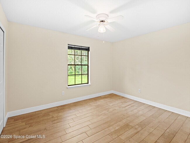 Building Photo - 3725 Laurette Rd