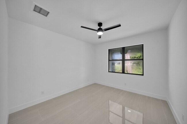 Building Photo - 73 Flamingo Blvd