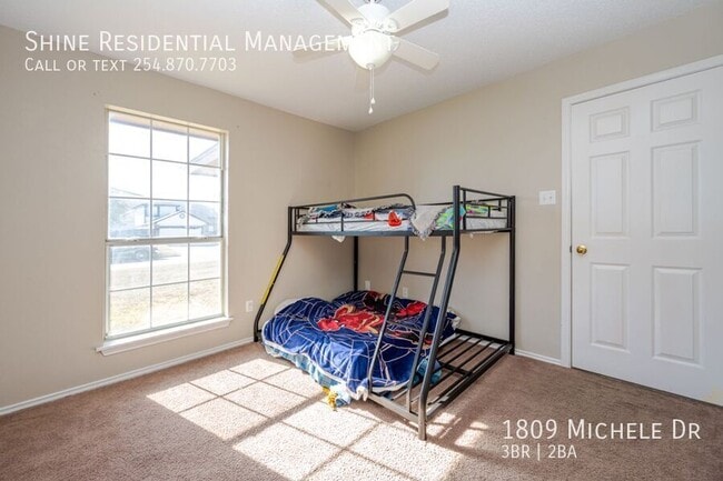 Building Photo - 1809 Michele Dr