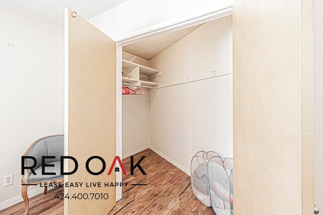 Building Photo - 4505 Santa Rosalia Dr
