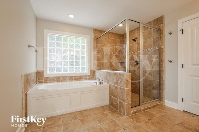 Building Photo - 3087 Cameron Village Ct