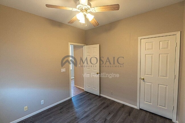 Building Photo - 9304 E Monte Ave