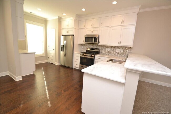 Building Photo - 311 Old Grove Ln