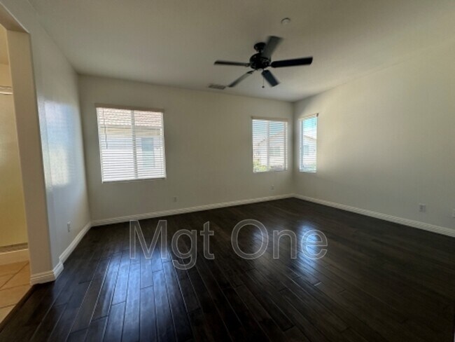 Building Photo - 4485 Spring Knolls Ct