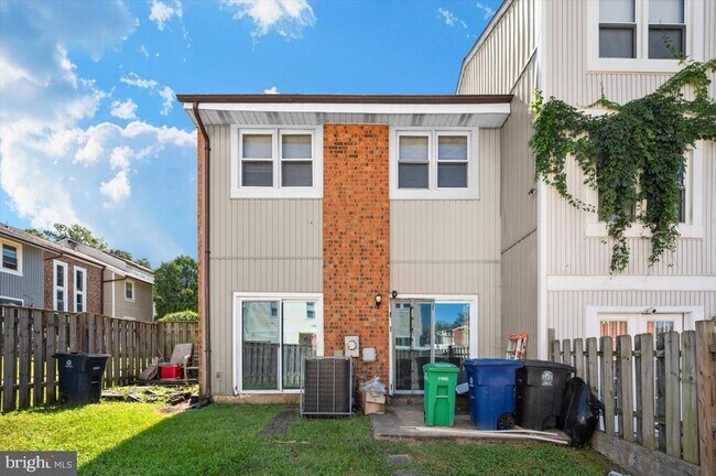 Building Photo - 6309 Arwen Ct