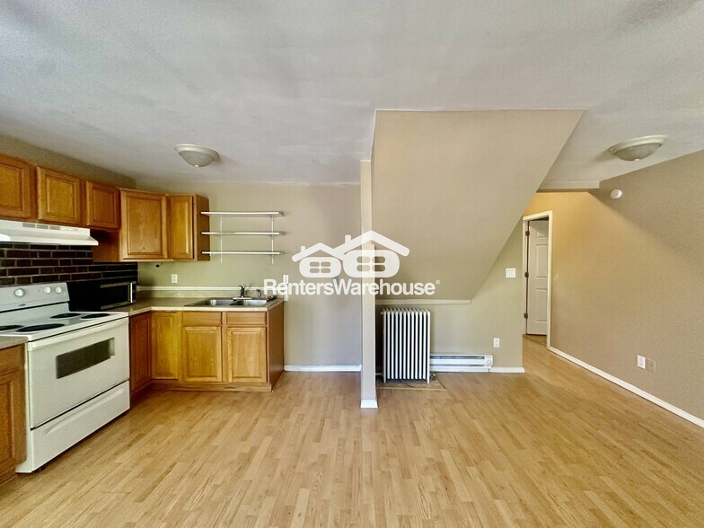 Building Photo - 2300 Beaver Ave