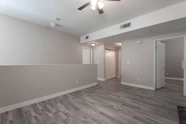 Building Photo - 9050 W Warm Springs Rd