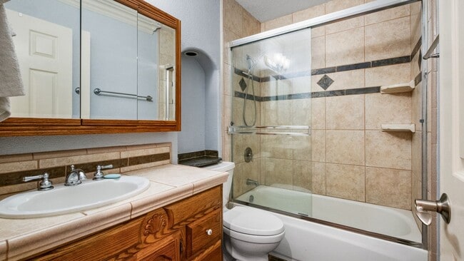 Building Photo - Beautifully Upgraded Single Family Home in Vacaville