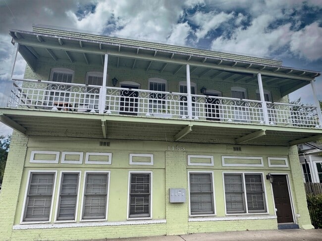 Building Photo - 1153 Walnut St