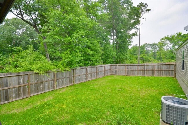 Building Photo - 136 Birchwood Dr