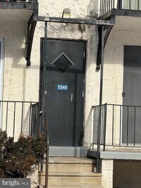 Building Photo - 7245 Radbourne Rd