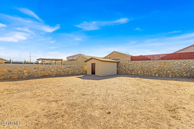 Building Photo - 159 Homedale Dr