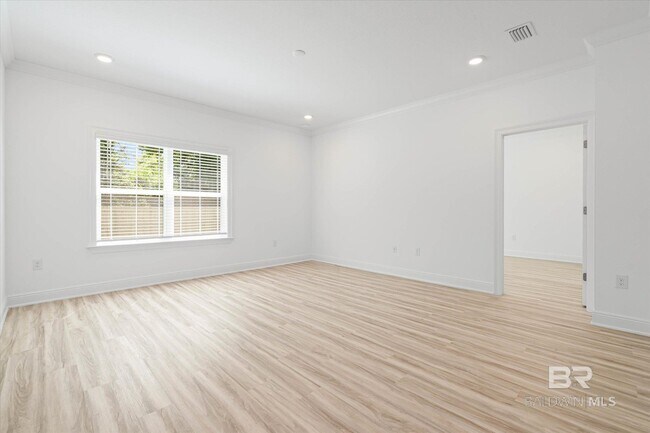 Building Photo - 16114 Laurelbrooke Lp