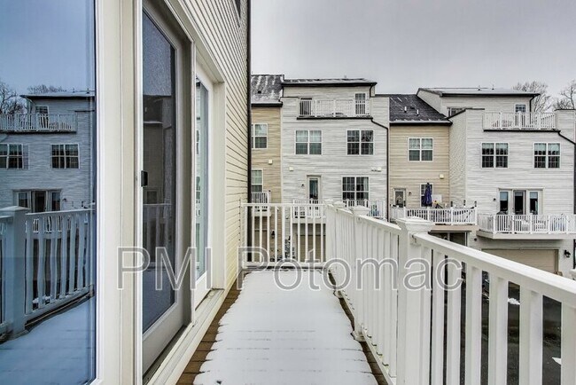 Building Photo - 2547 Auden Dr