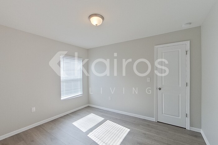 Building Photo - 9117 Aegean Cir