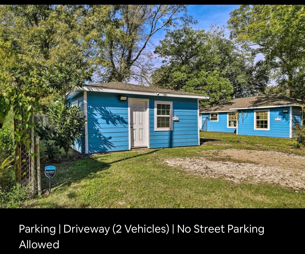 Building Photo - 7652 Teesdale Dr