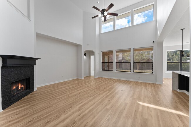 Building Photo - 8422 Misty Mountain Trail Ln