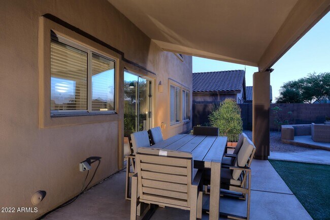 Building Photo - 10354 E Raintree Dr